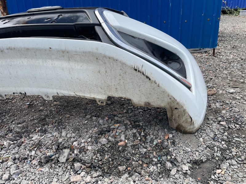 Бампер lada vesta 2020