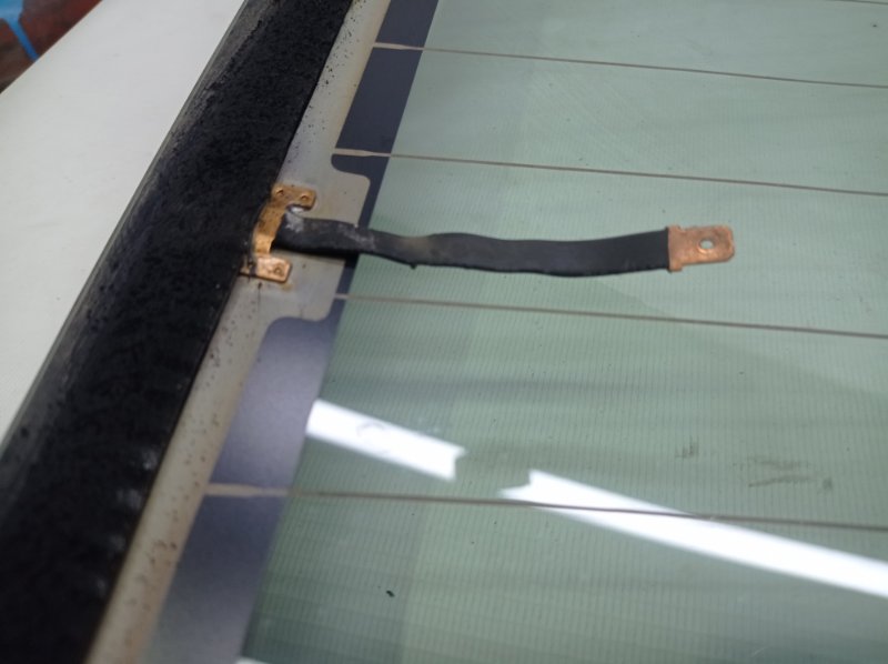 Стекло заднее Renault Logan 2020 L8