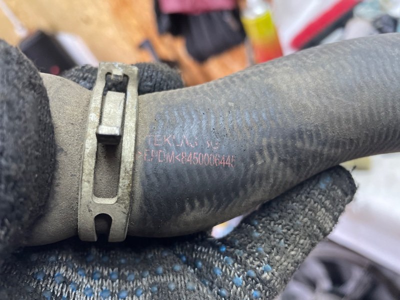 Патрубок радиатора lada vesta 2022