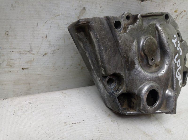 Крышка двигателя передняя Renault Logan 2020 L8