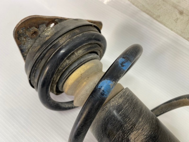 Амортизатор Lada Vesta 2020