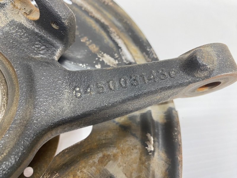 Кулак поворотный Lada Vesta 2020