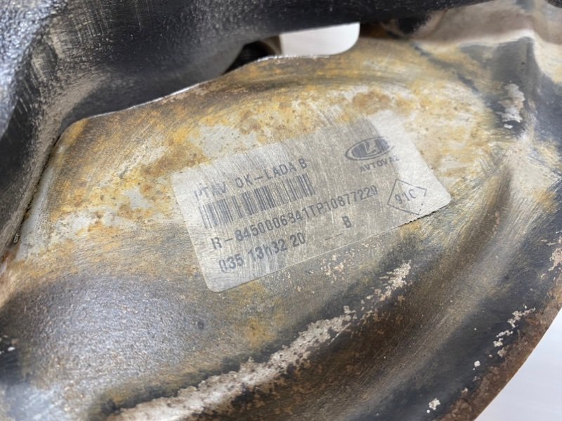 Кулак поворотный Lada Vesta 2020