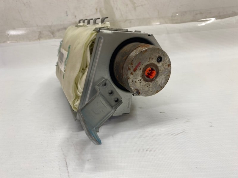 Подушка безопасности в торпедо Toyota Camry 2002 XV30