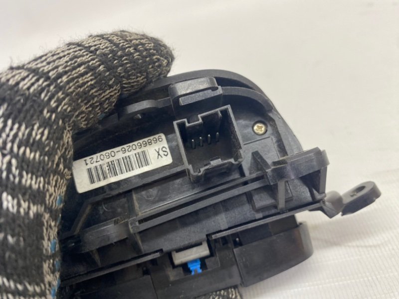 Кнопка в руль Chevrolet Captiva 2009 C100