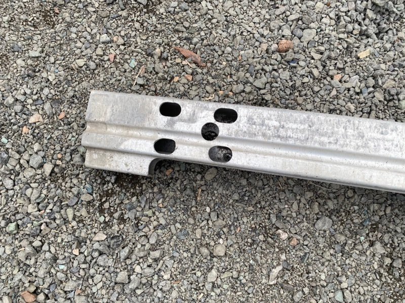 Усилитель бампера Cadillac STS 2007