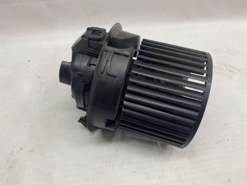 Моторчик печки lada vesta 2020