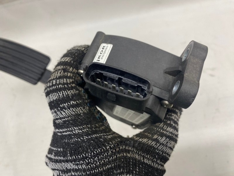 Педаль газа lada vesta 2020