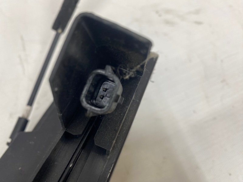 Замок двери lada vesta 2020