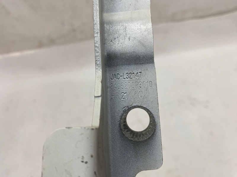 Петля капота JAC T6 2020
