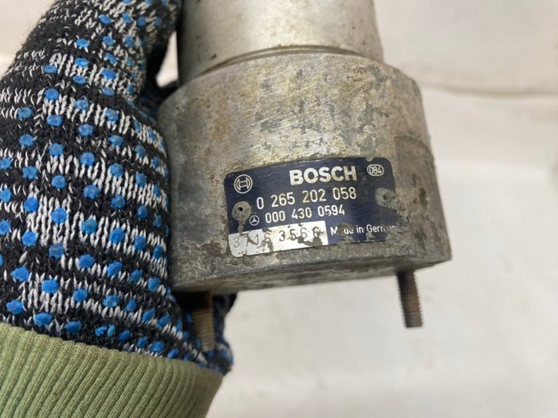 Гидроаккумулятор подвески Mercedes-Benz S-Class W140