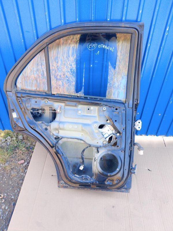 Дверь Kia Sorento 2002