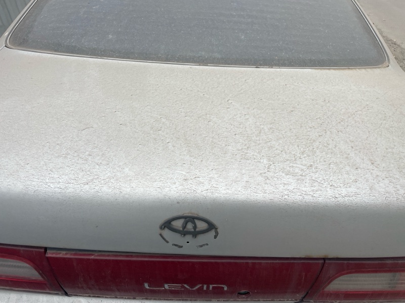Крышка багажника TOYOTA Corolla Levin 1993