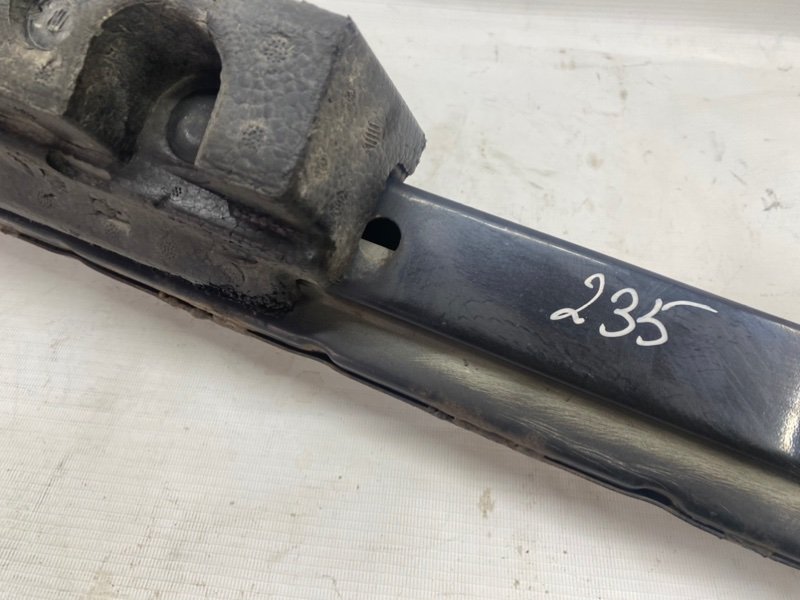 Усилитель бампера Lifan X60 2013