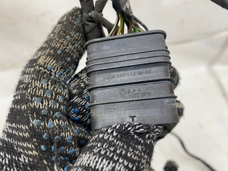 Проводка парктроника Mercedes CLA - Class 2015 CLA 180