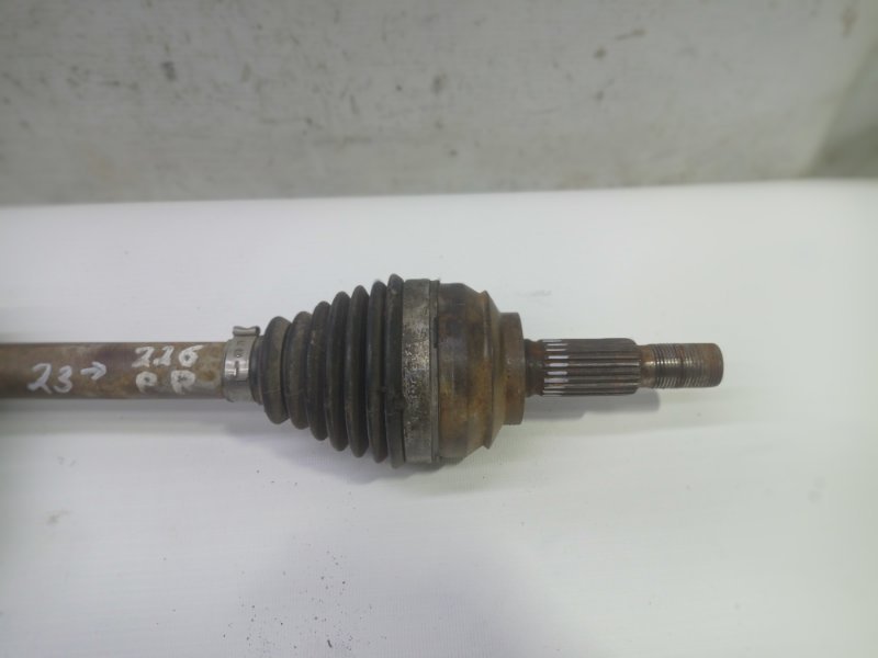 Привод Renault Logan 2020 L8