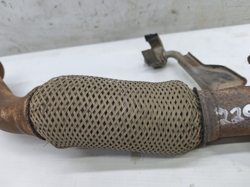 Приемная труба глушителя Hyundai Solaris 2014 RB