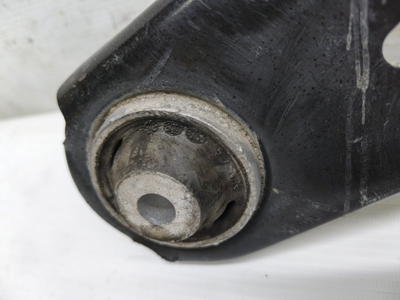 Рычаг Lada Vesta 2020