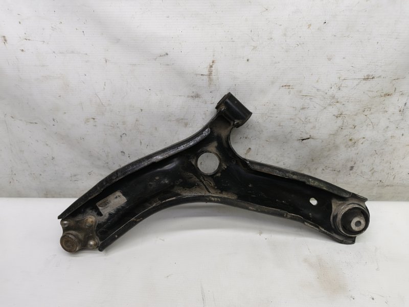 Рычаг Lada Vesta 2020