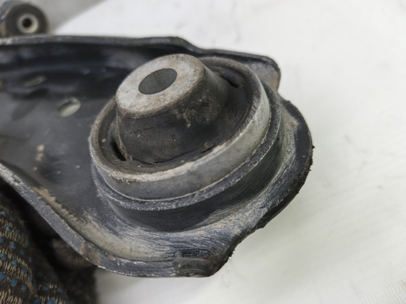 Рычаг Lada Vesta 2020