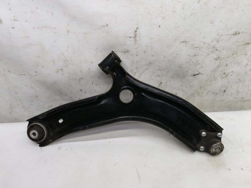 Рычаг Lada Vesta 2020