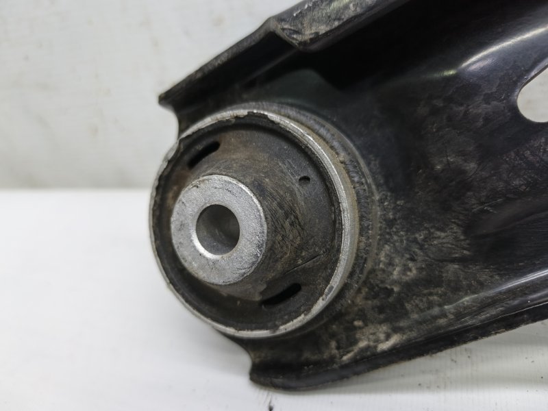 Рычаг Lada Vesta 2020