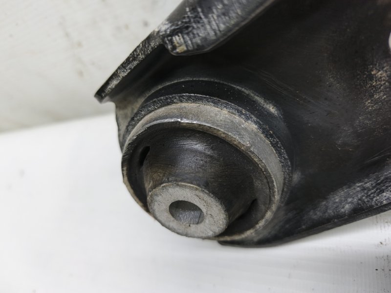 Рычаг lada vesta 2020