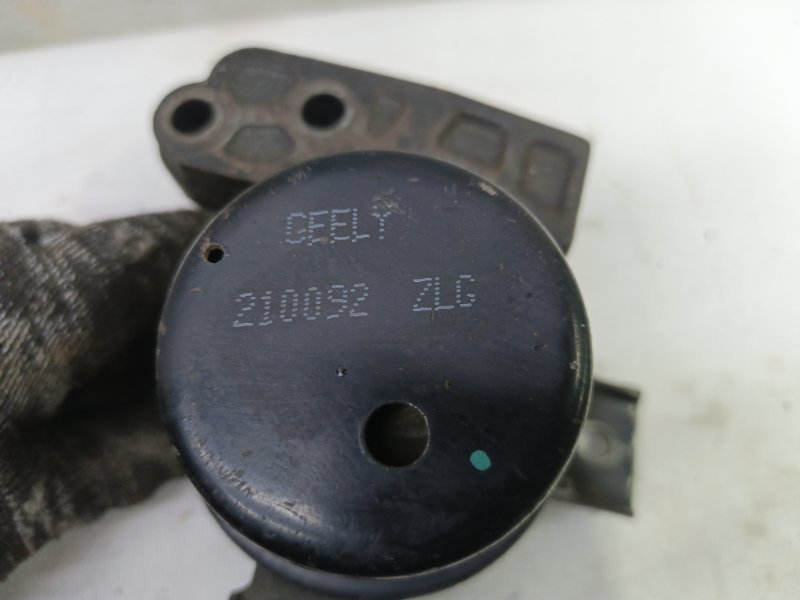 Опора двигателя Geely Otaka ck 2007