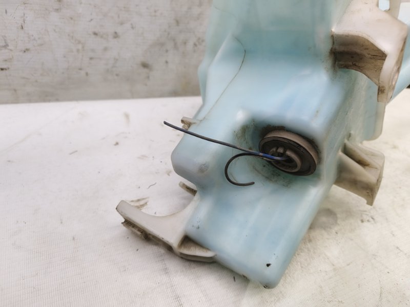 Бачок омывателя Hyundai Solaris 2014 RB