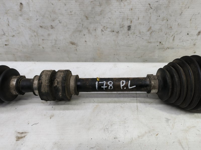 Привод Nissan Tiida 2007