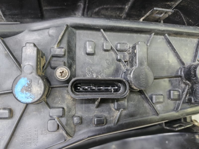 Фонарь Chevrolet Cobalt 2013