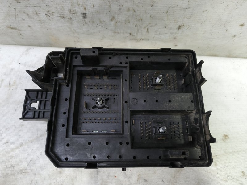 Блок предохранителей Chevrolet Cobalt 2013