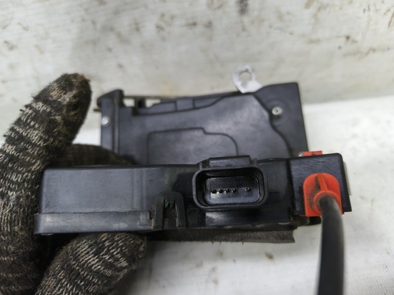 Замок двери Chevrolet Cobalt 2013