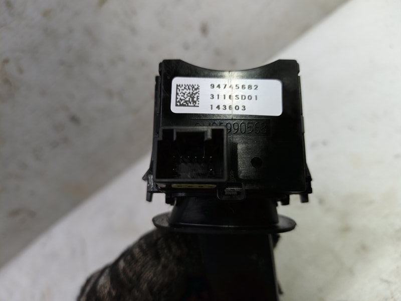 Переключатель поворотов Chevrolet Cobalt 2013