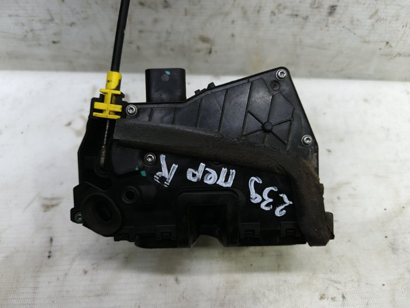 Замок двери Chevrolet Cobalt 2013