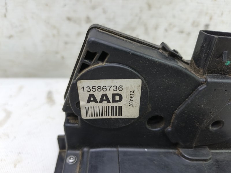 Замок двери Chevrolet Cobalt 2013