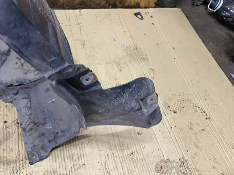 Подкрылок Mercedes CLA - Class 2015 CLA 180