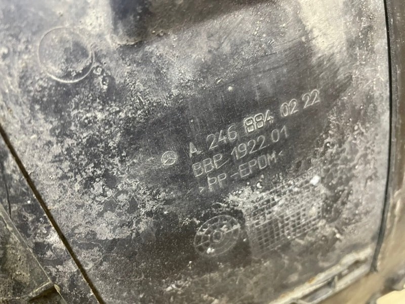 Подкрылок Mercedes CLA - Class 2015 CLA 180