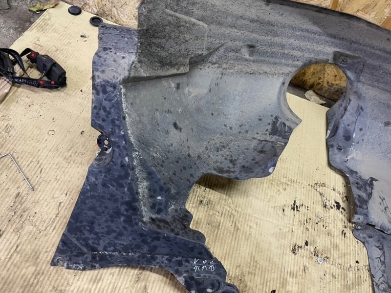 Подкрылок Mercedes CLA - Class 2015 CLA 180