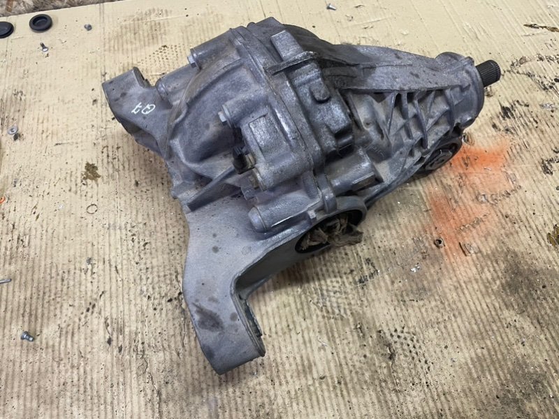 Редуктор Audi Q7 2012