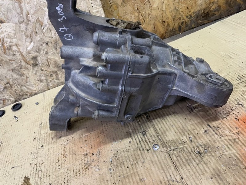 Редуктор Audi Q7 2012