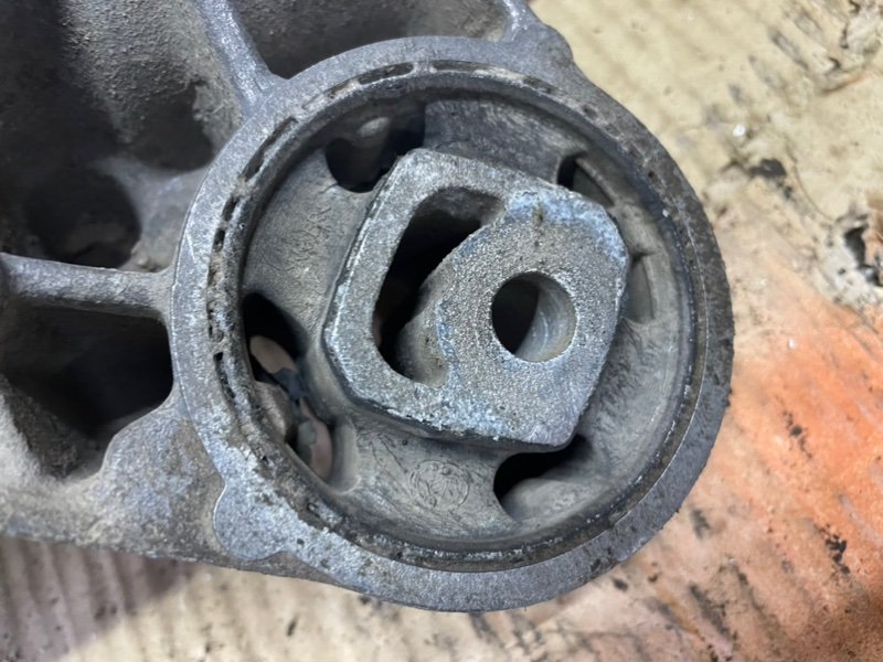 Редуктор Audi Q7 2012