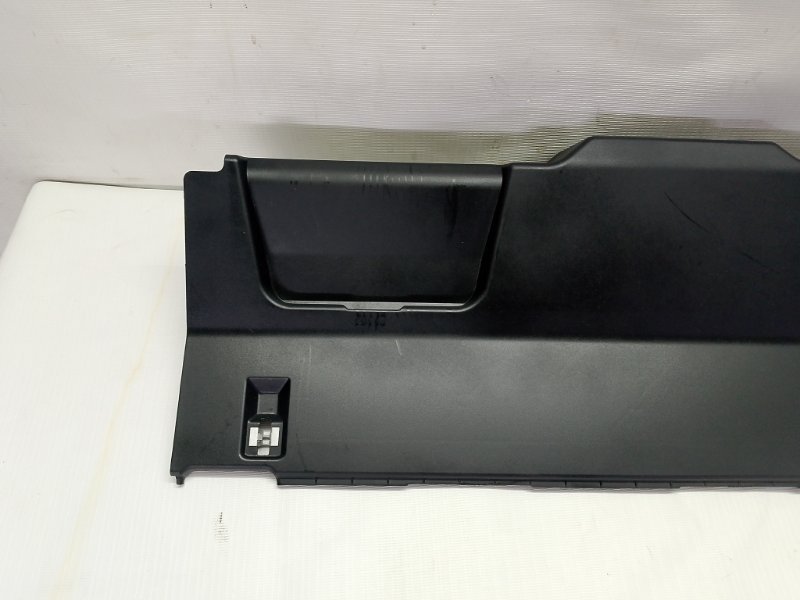 Обшивка багажника Audi Q8 2021