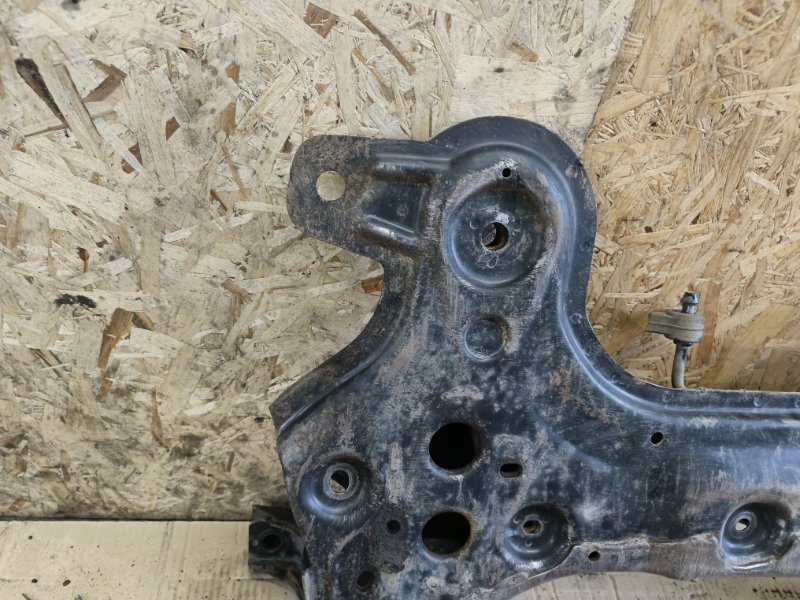 Балка Chevrolet Cobalt 2013