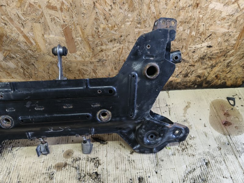 Балка Lada Vesta 2019