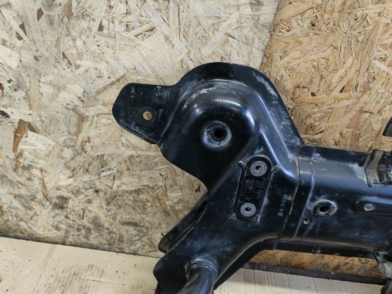 Балка lada vesta 2020