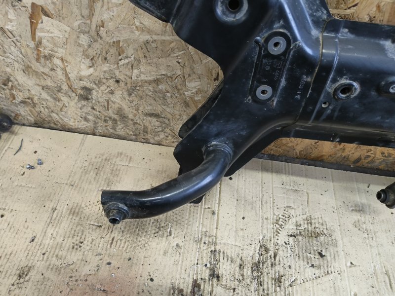 Балка lada vesta 2020