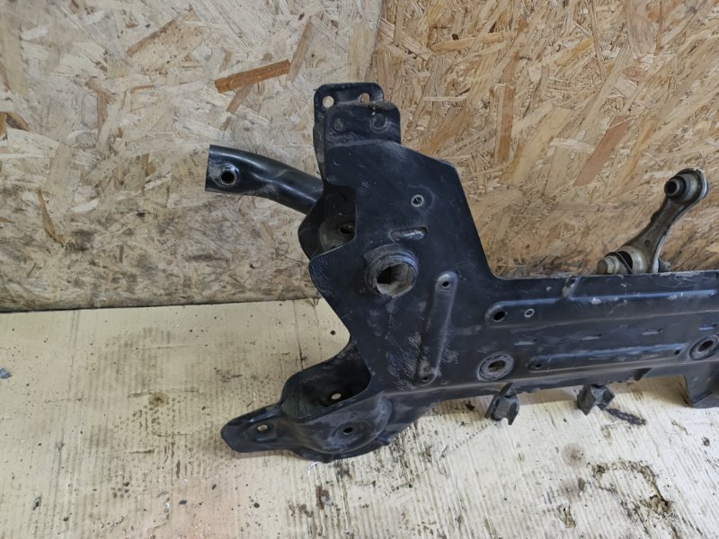 Балка lada vesta 2020