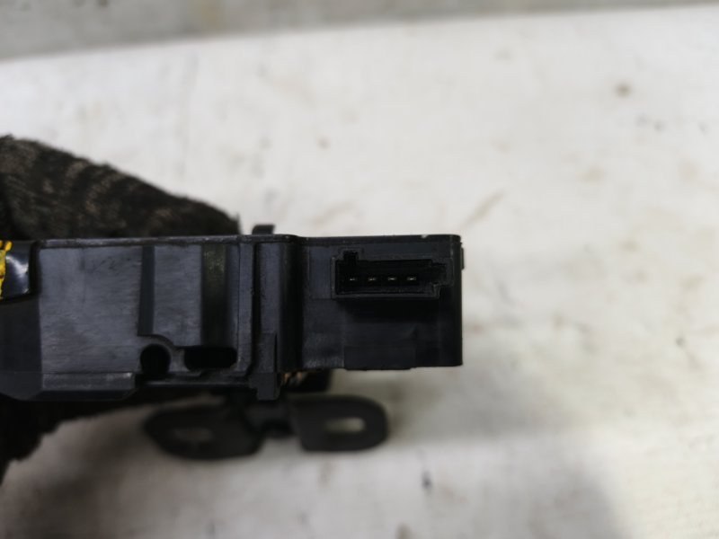 Замок багажника Chevrolet Cobalt 2013