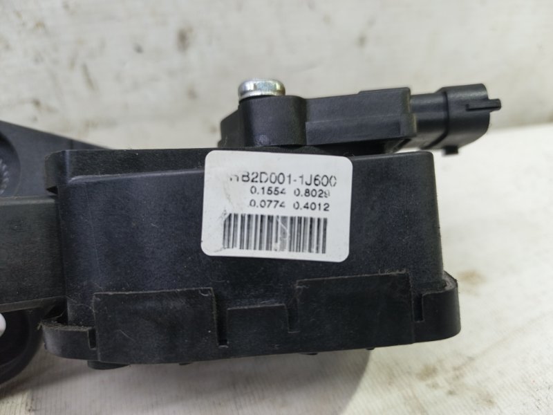 Педаль газа Hyundai Solaris 2014 RB